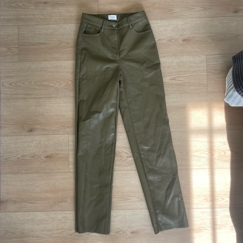 Aritzia Wilfred Melina pants in Olive green 🫒👜👡